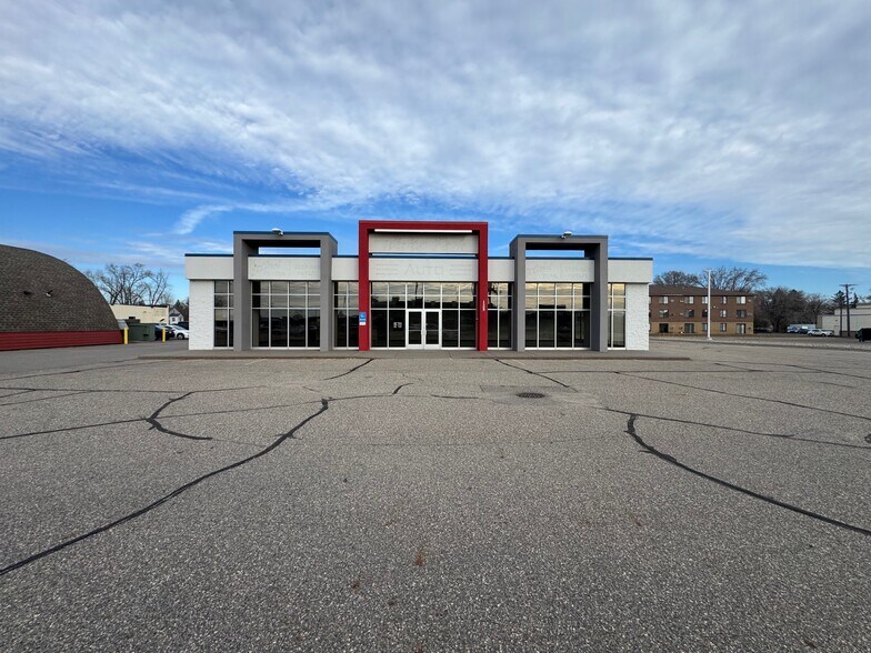 Primary Photo Of 125 Division St, Waite Park Auto Dealership For Sale