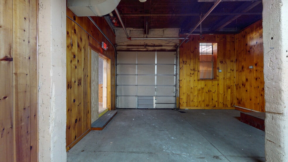 More Photos Of 35 Oakland St, Manchester Warehouse For Sale