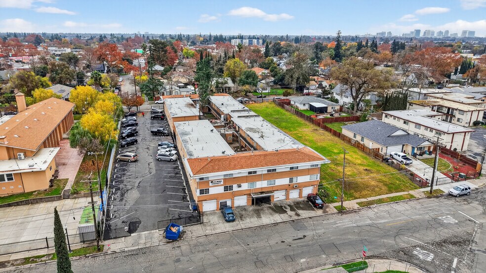 More Photos Of 618-631 Plaza Ave, Sacramento Apartments For Sale