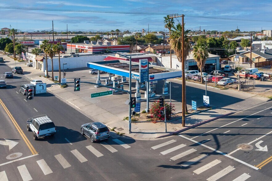 More Photos Of 977 Main St, Brawley General Retail For Sale