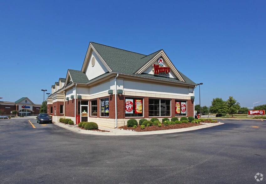More Photos Of 2750 Carl T Jones Dr SE, Huntsville Unknown For Lease