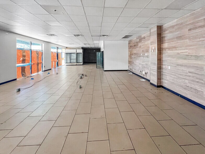 More Photos Of 2380 John F Kennedy Blvd, Jersey City Convenience Store For Sale