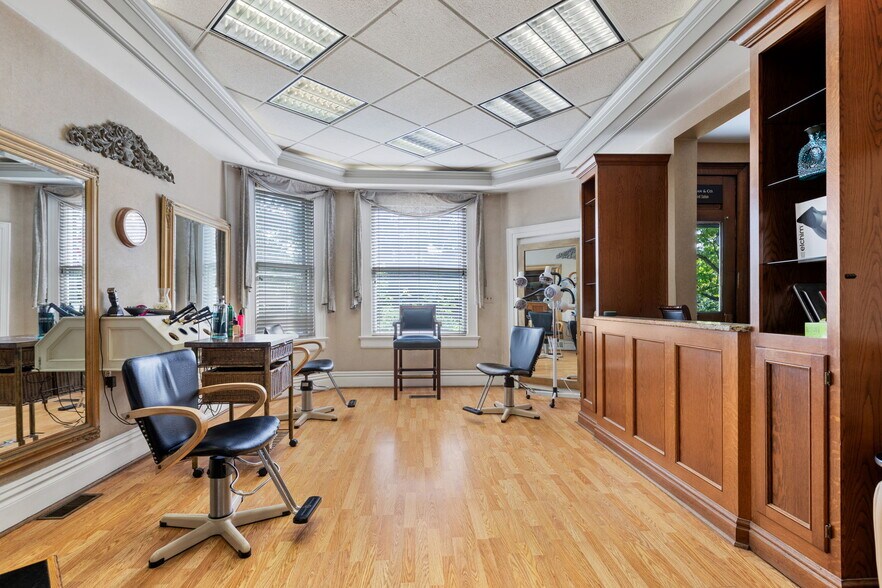 More Photos Of 409 N Jefferson St, New Castle Office Residential For Sale