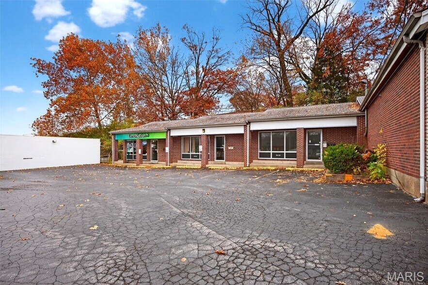 More Photos Of 9554-9560 Page Ave, Overland General Retail For Sale