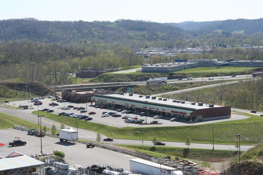 More Photos Of 2014 Thundering Herd Dr, Barboursville Unknown For Lease