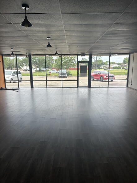 More Photos Of 4416 Fairmont Pky, Pasadena Unknown For Lease