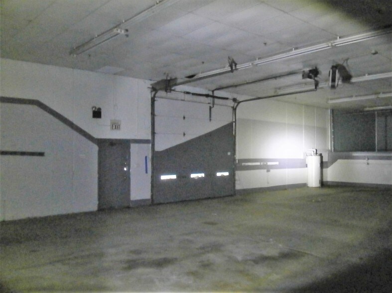 More Photos Of 3250-3270 Lincoln Hwy, Park Forest Freestanding For Sale