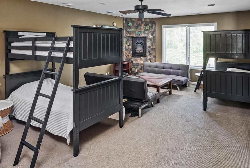 More Photos Of 3533 PA 2012, Union Dale Specialty For Sale