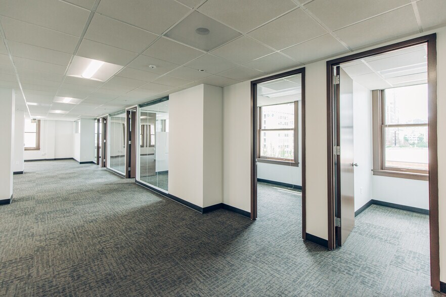 More Photos Of 715-719 SW Morrison St, Portland Office For Lease