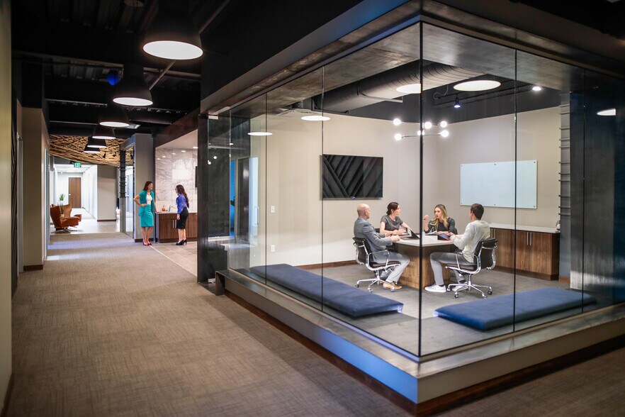 More Photos Of 2901 W Bluegrass Blvd, Lehi Office For Lease