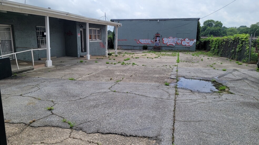 More Photos Of 418 NW Whitehall St, Atlanta Loft Creative Space For Sale