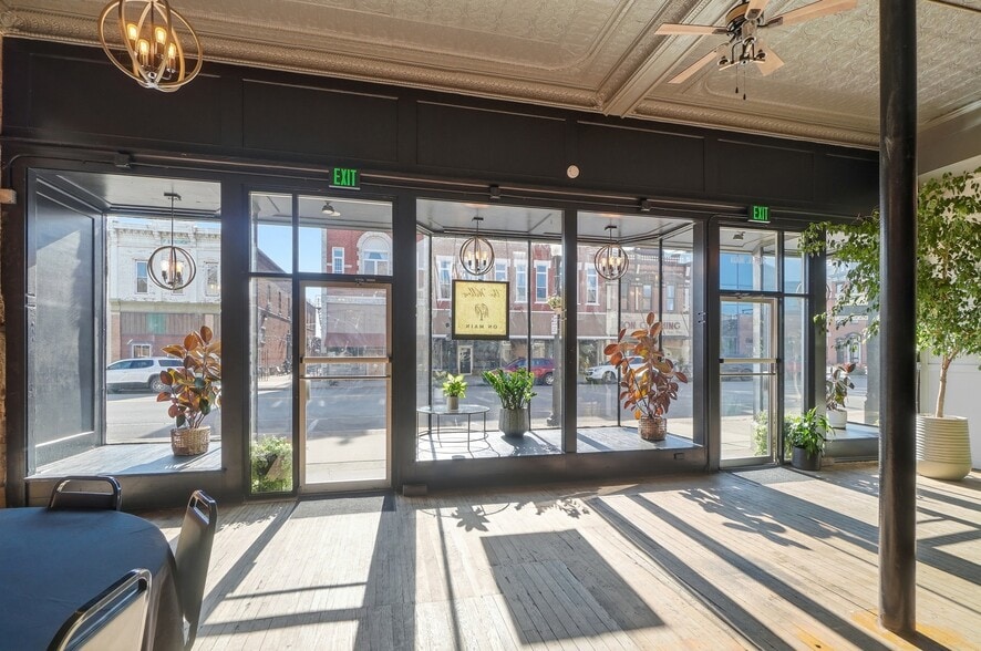 More Photos Of 209 N Main St, Delphos Restaurant For Sale