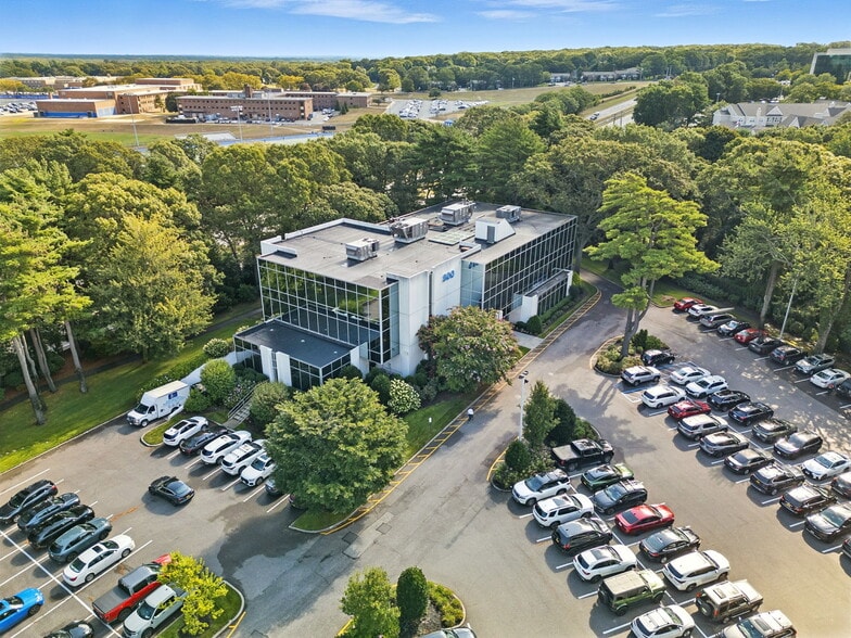 More Photos Of 700 Veterans Memorial Hwy, Hauppauge Unknown For Lease