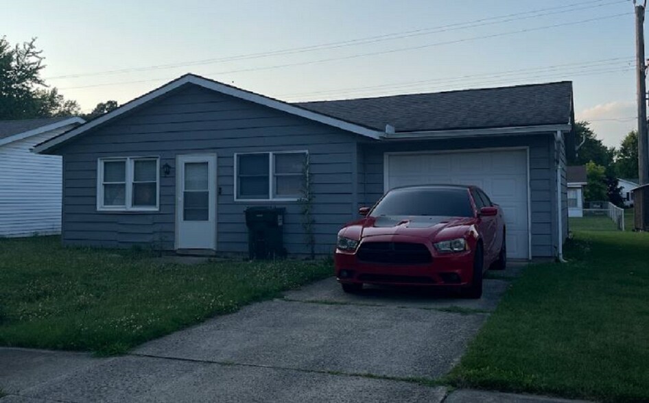 More Photos Of , Lima Multifamily For Sale