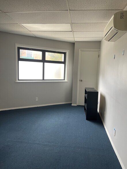 More Photos Of 10 Union Ave, Lynbrook Medical For Sale