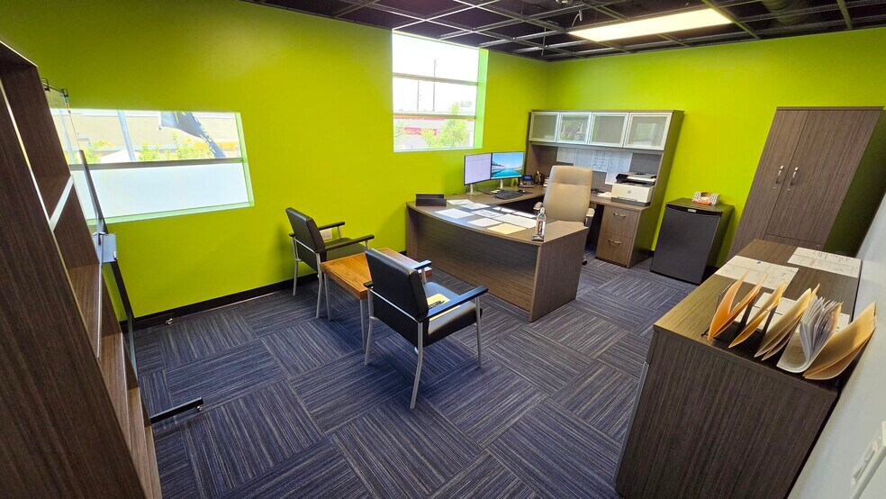 More Photos Of 1775 E University Dr, Tempe Flex For Lease