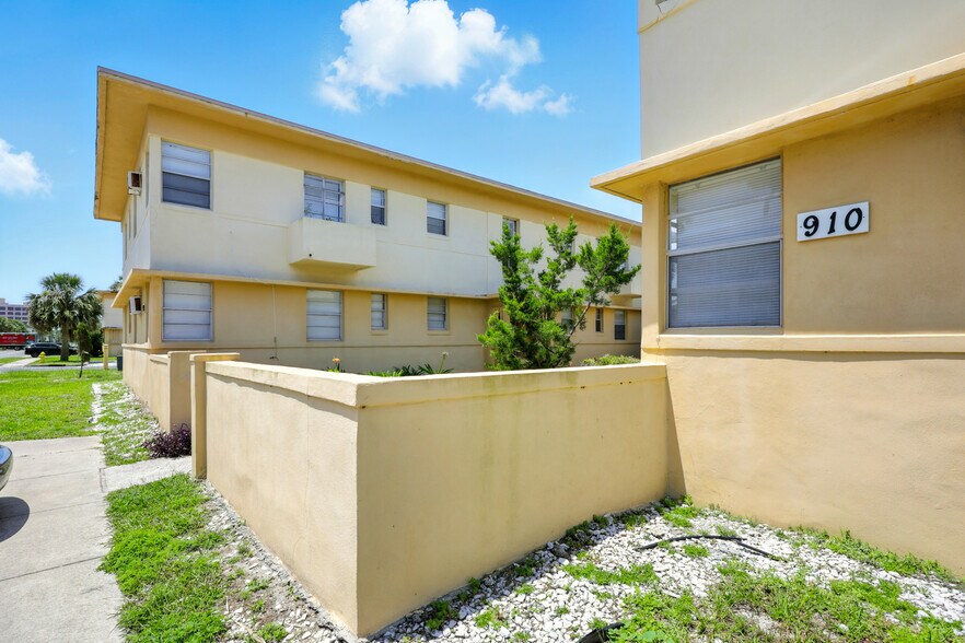 More Photos Of 820-910 2nd St St, Jacksonville Beach, Jacksonville Beach Apartments For Sale