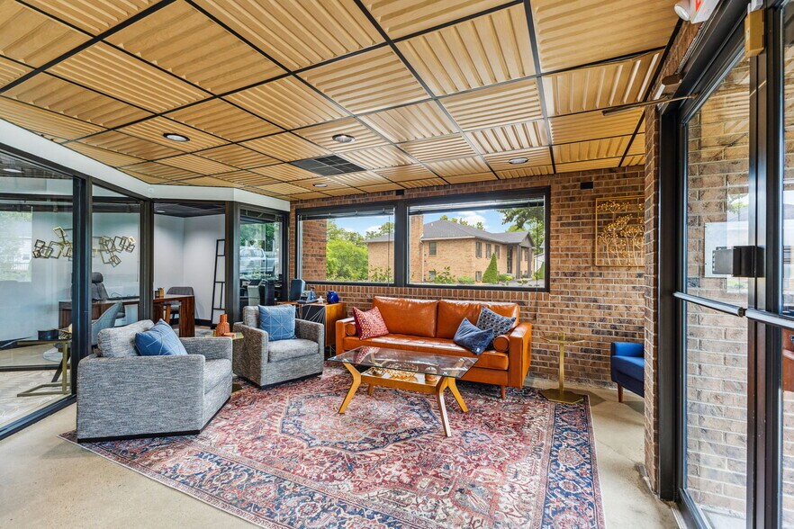 More Photos Of 3554 Blue Rock Rd, Cincinnati Loft Creative Space For Sale