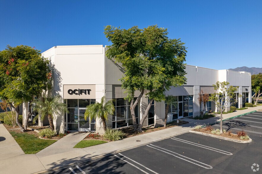 More Photos Of 23121 Antonio Pky, Rancho Santa Margarita Light Manufacturing For Lease