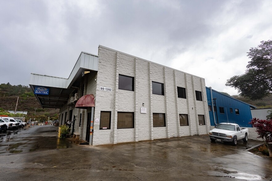 More Photos Of 99-1392 Koaha Pl, Honolulu Warehouse For Sale
