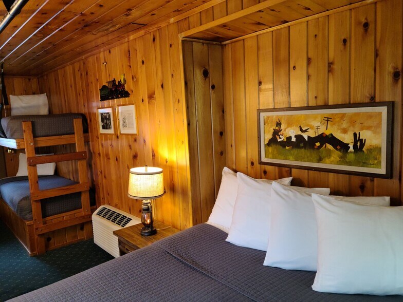 More Photos Of 100 Railroad Park Rd, Dunsmuir Hotel For Sale