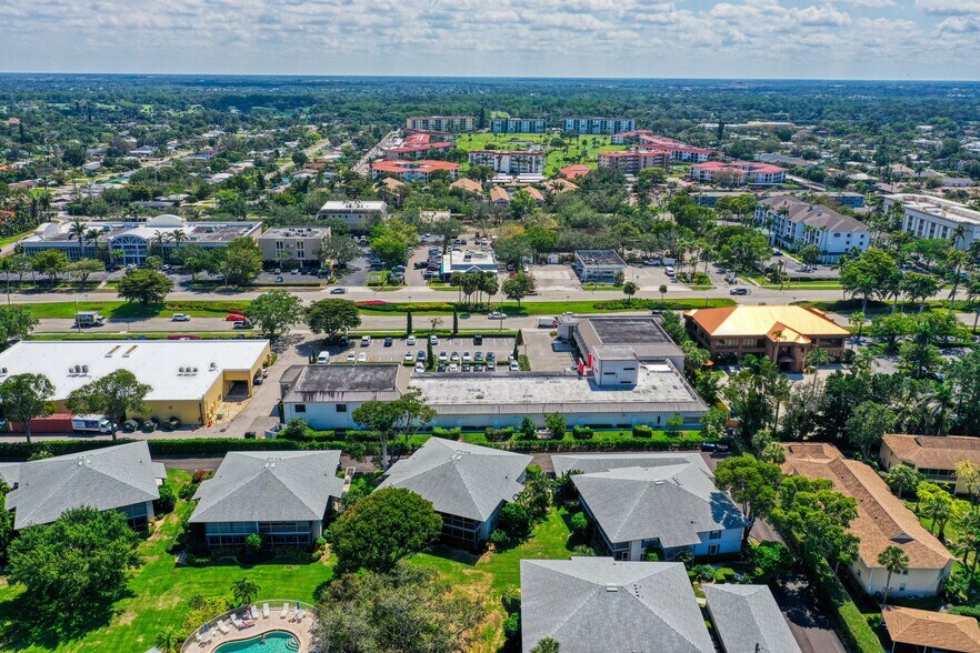 More Photos Of 3301 Tamiami Trl, Naples Storefront Retail Office For Sale