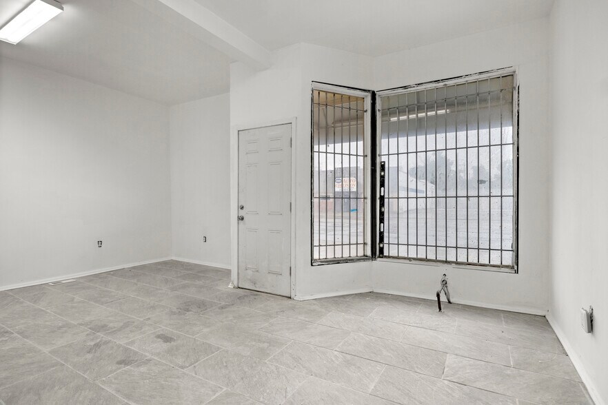 More Photos Of 19424 W Warren Ave, Detroit Storefront For Sale