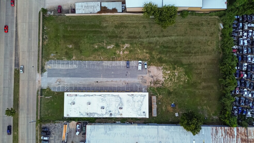 More Photos Of 13001-13011 Fondren Rd, Houston Unknown For Lease