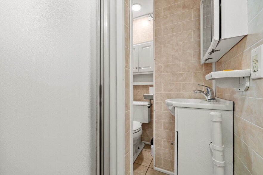 More Photos Of 306 College St, Greenfield Office For Sale