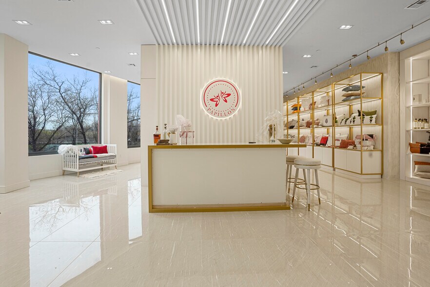 More Photos Of 347 Flushing Ave, Brooklyn Office For Lease