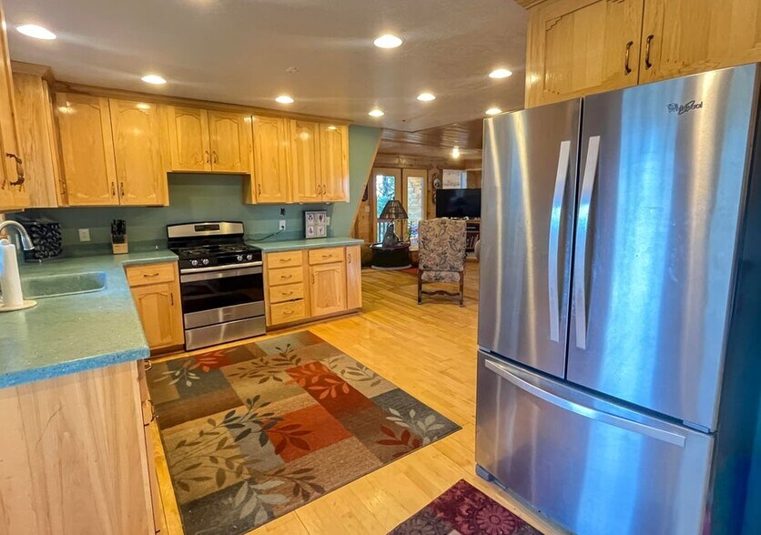 More Photos Of 2498 Silverado Ridge, Duck Creek Village Specialty For Sale