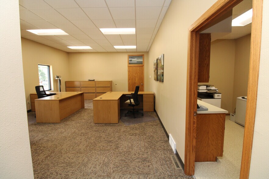 More Photos Of 100 E 3rd St, Galva Office For Sale