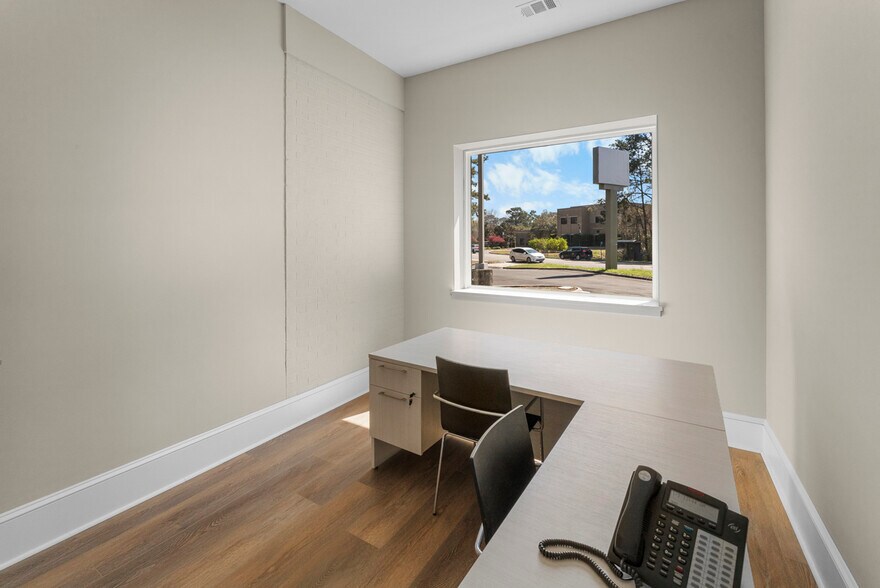 More Photos Of 710 Mall Blvd, Savannah Bank For Sale