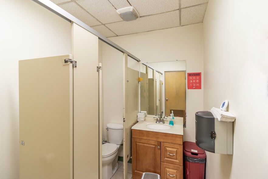 More Photos Of 1515 Section Rd, Cincinnati Religious Facility For Sale