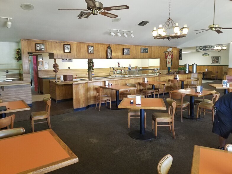 More Photos Of 1911 Aldine Bender Rd, Houston Restaurant For Sale
