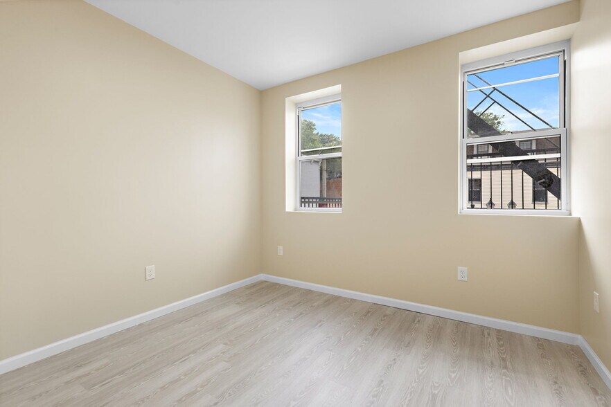 More Photos Of 138 Monticello Ave, Jersey City Storefront Retail Residential For Sale
