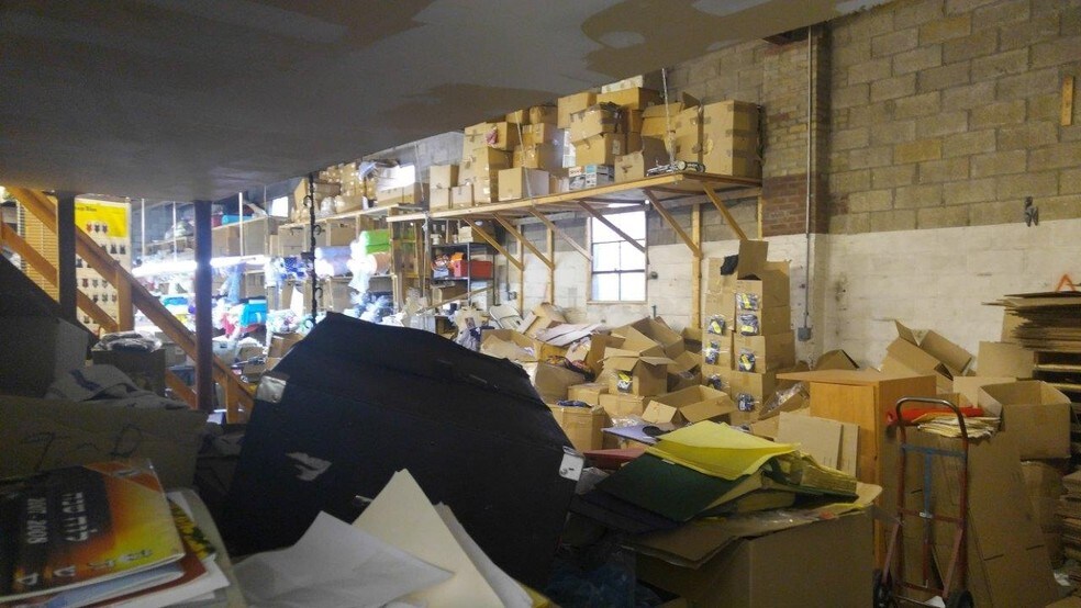 More Photos Of Midland Ave, Hicksville Warehouse For Sale