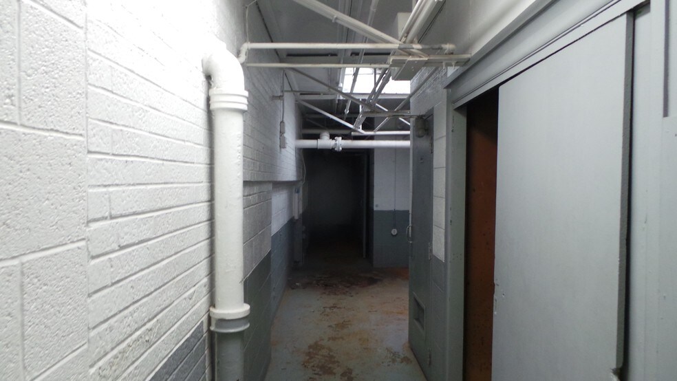 More Photos Of 3939 Bellevue St, Detroit Industrial For Sale