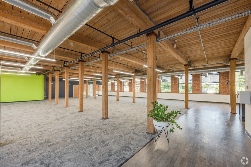 More Photos Of 1 Cedar St, Providence Unknown For Lease