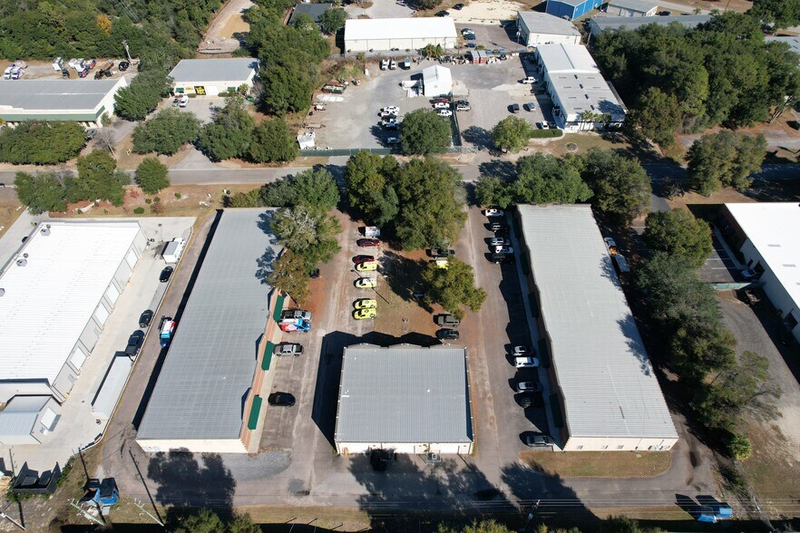 More Photos Of 461 Jessen Ln, Charleston Unknown For Lease