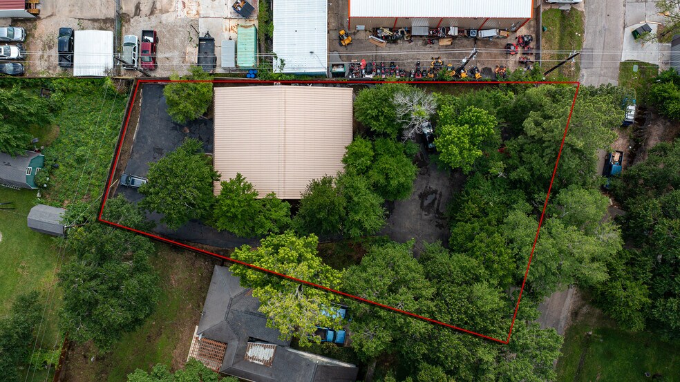 More Photos Of 122 Heatherwood Dr, Spring Loft Creative Space For Lease