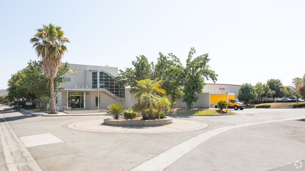 More Photos Of 17300 Railroad St, City of Industry Warehouse For Lease