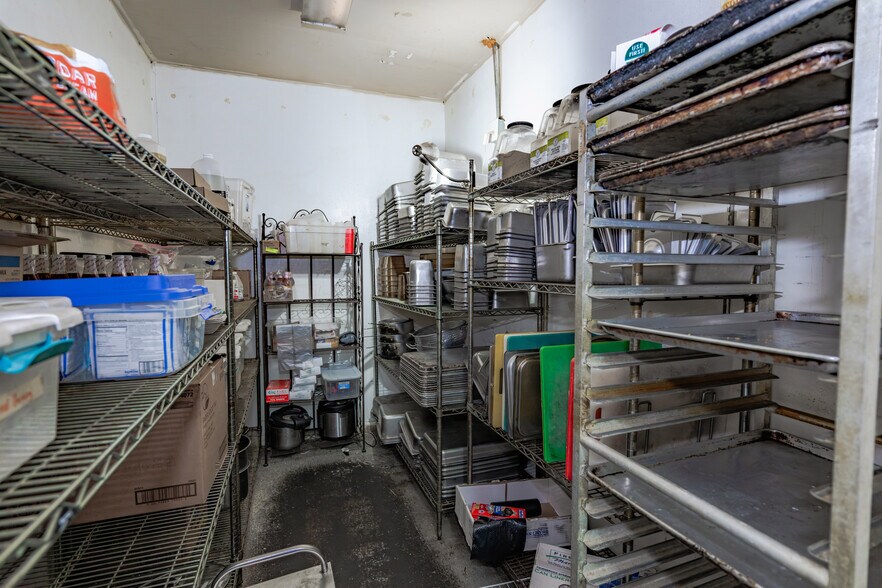 More Photos Of 1205 Main St, Bandera Restaurant For Lease