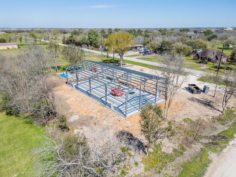 More Photos Of 1212 Cottonwood Church Rd, Rosenberg Warehouse For Lease