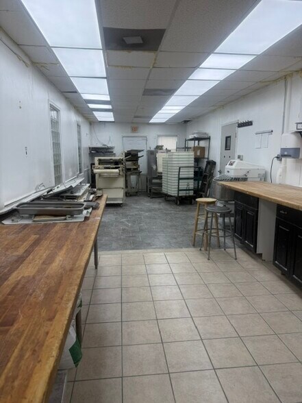 More Photos Of 900 Jersey Ave, Gloucester City Refrigeration Cold Storage For Sale