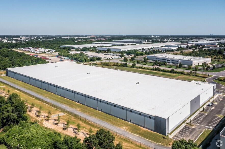 More Photos Of 6099 Global Dr, Memphis Distribution For Lease