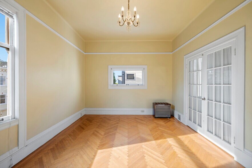 More Photos Of 2 Hugo St, San Francisco Apartments For Sale