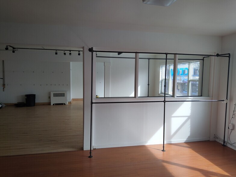 More Photos Of 2511 E Hastings St, Vancouver Office For Lease