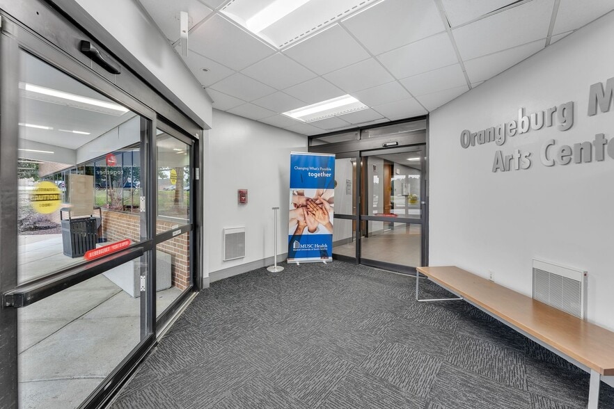 More Photos Of 1175 Cook Rd, Orangeburg Medical For Lease