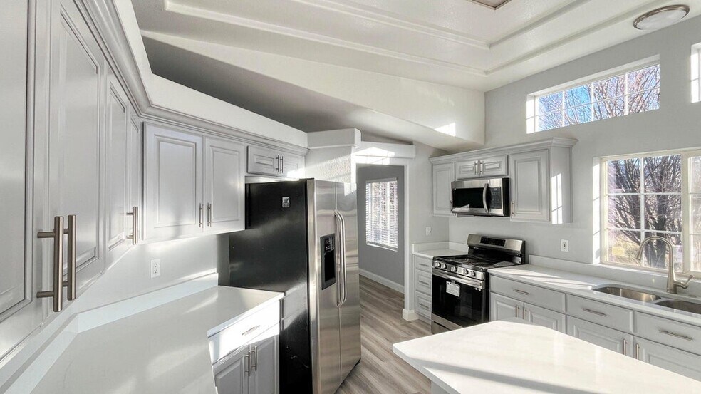 More Photos Of 5561 W 3600 S, Cedar City Specialty For Sale